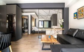 Mos Luxury City Suites - The Loft
