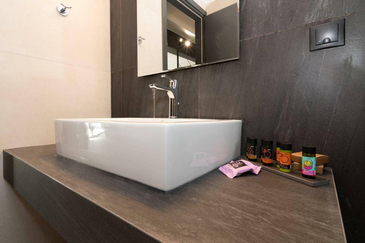 Mos Luxury City Suites - The Loft La Canée Extérieur photo